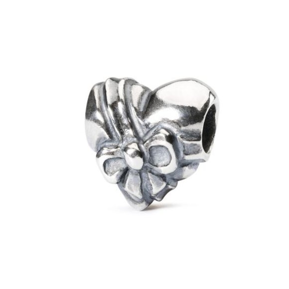 Trollbeads heart bow bead - Picture 1 of 4